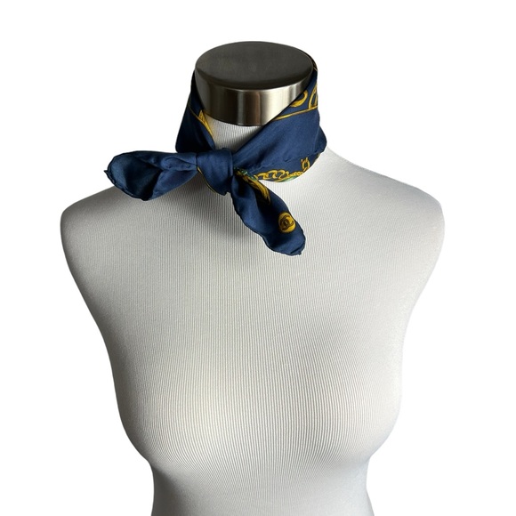 Chanel Vintage Silk Scarf Gold CC Chains - Picture 2 of 4